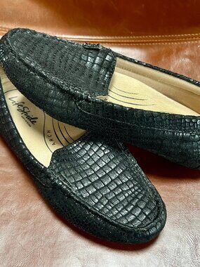 Woman's Black "Turnpike" Slip-On Shoe